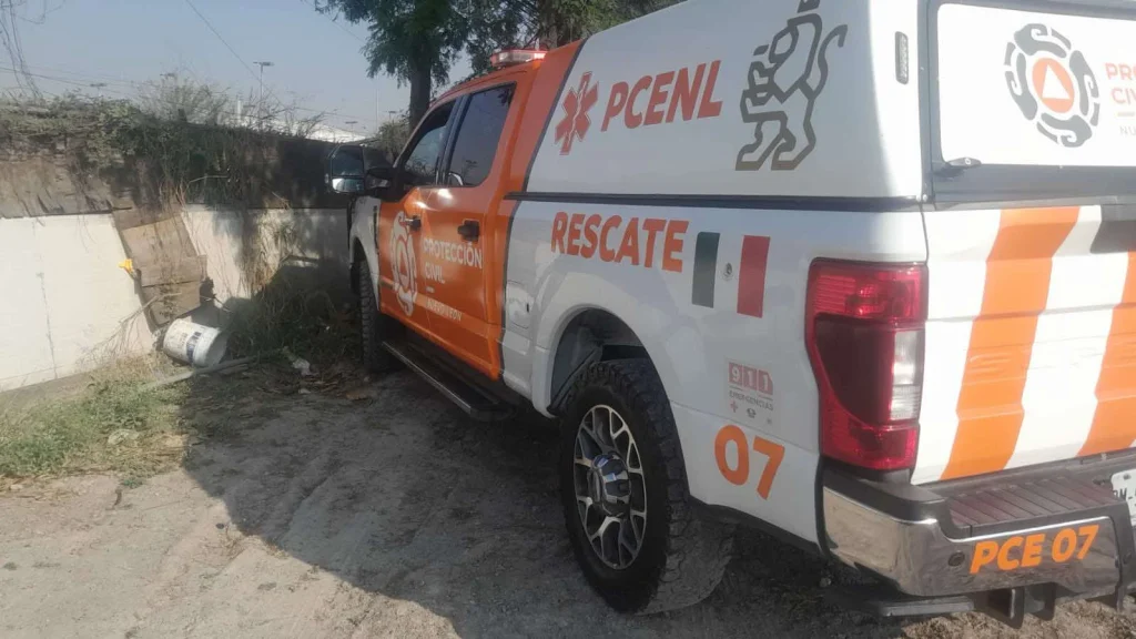 Trabajador se lesiona al caerle viga en Guadalupe 2 609150541 1909737286628898 382330802669172774 n