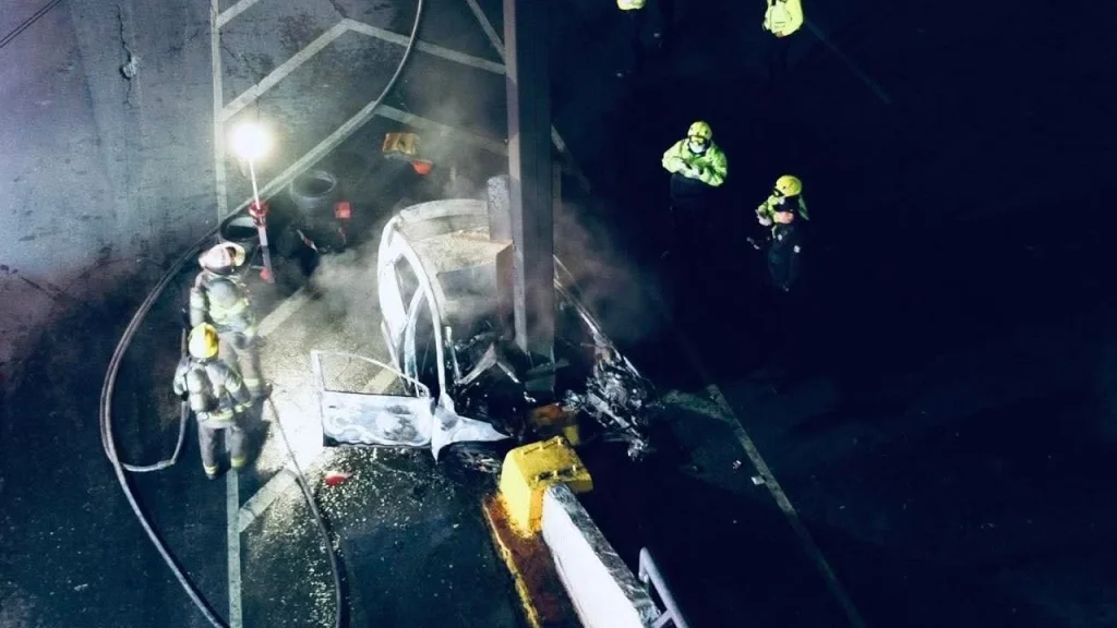 Muere conductor tras choque de auto en Monterrey 3 609873986 861245083209681 9041330113038020294 n