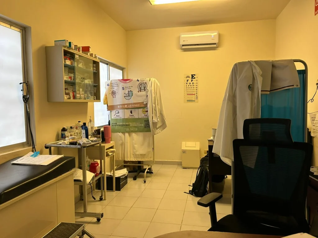 Denuncian falta de suministros en unidad de salud Lomas de Valle Alto 6 615292318 2848939055314025 984473557579411172 n