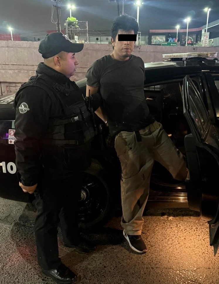 Detienen a hombre por agredir a oficial de Tránsito de Monterrey 2 616602909 1596077124764666 7098223438625596819 n