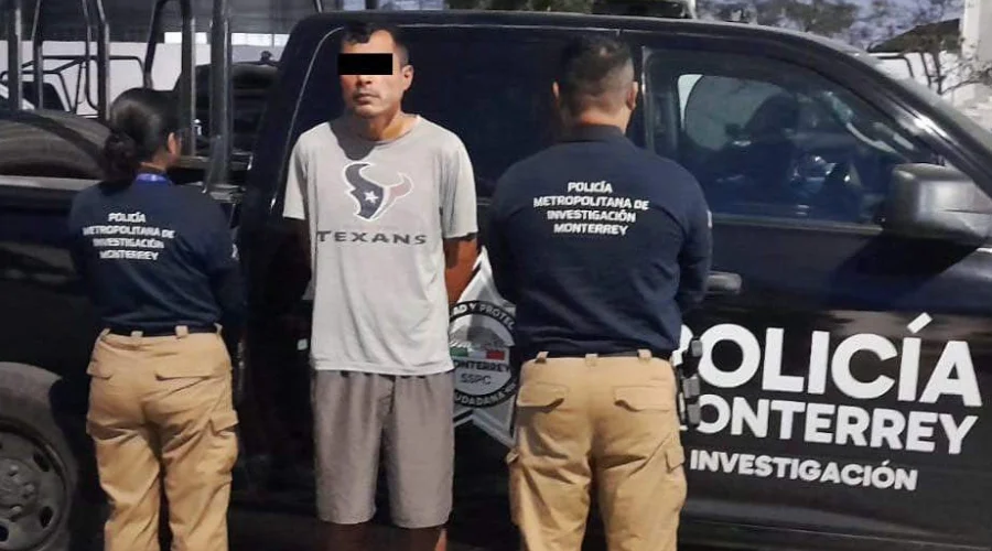 Agrede a pareja y Policías; lo detienen