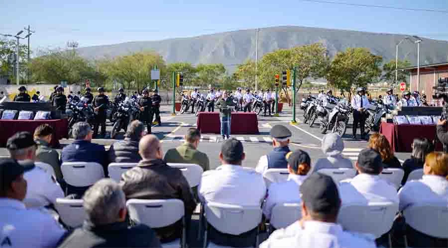 Refuerza Escobedo a Proxpol con motocicletas y uniformes especiales 1 ESCOBEDO POLIS