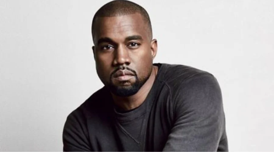 El cantante y productor estadounidense Kanye West pidió disculpas por algunas afirmaciones racistas y nazistas que, en años anteriores, lo habían marginado del mundo del entretenimiento.