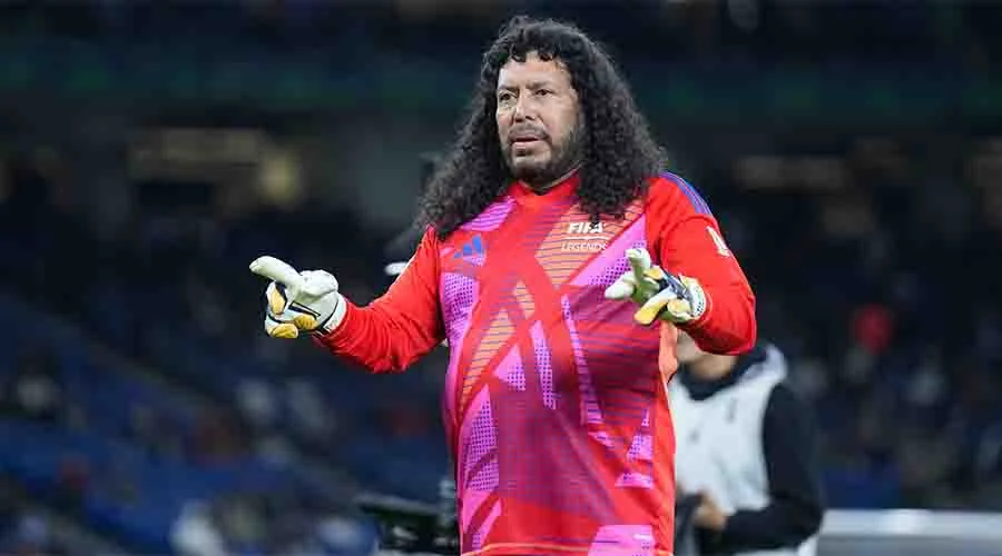 Vencen Leyendas de México en penales a Leyendas de FIFA 4 HIGUITA 6