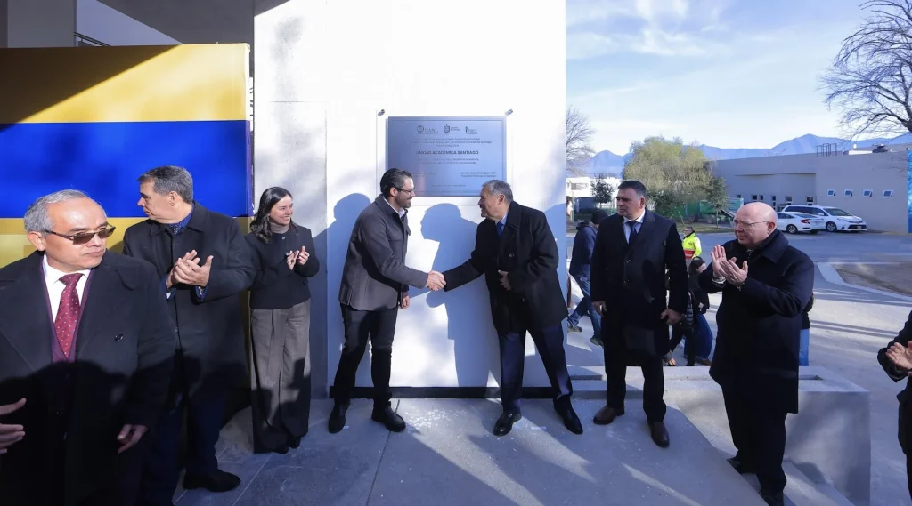 Inaugura UANL Unidad Académica en Santiago 1 IMG 5932