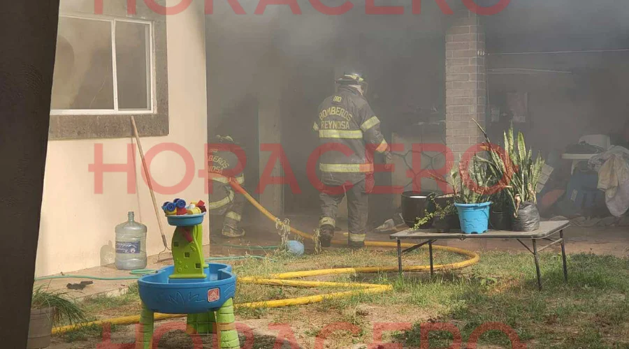 Incendio en vivienda moviliza a cuerpos de emergencia