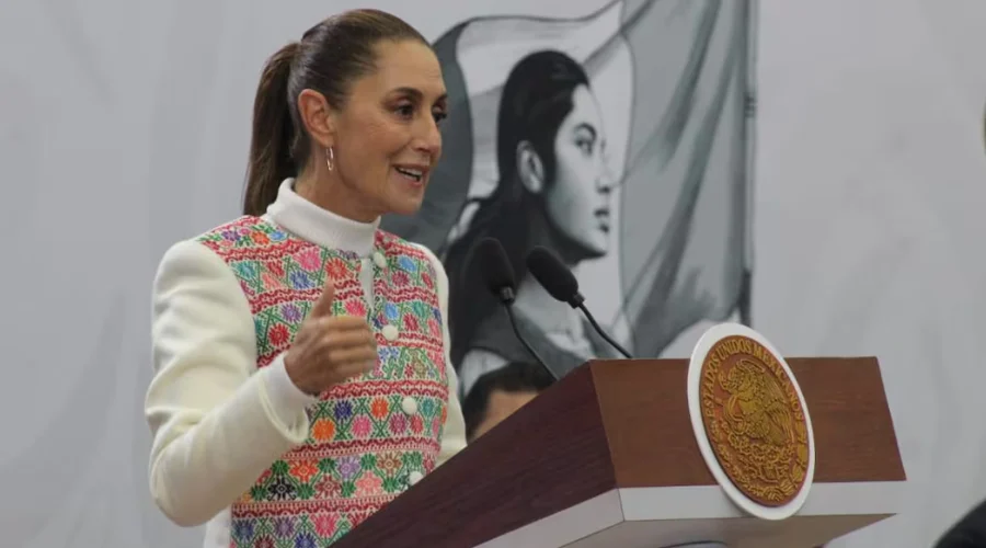 La presidenta Claudia Sheinbaum Pardo llamó a que la gente se vacune contra el sarampión, ante un rebrote reportado por las autoridades de Salud.