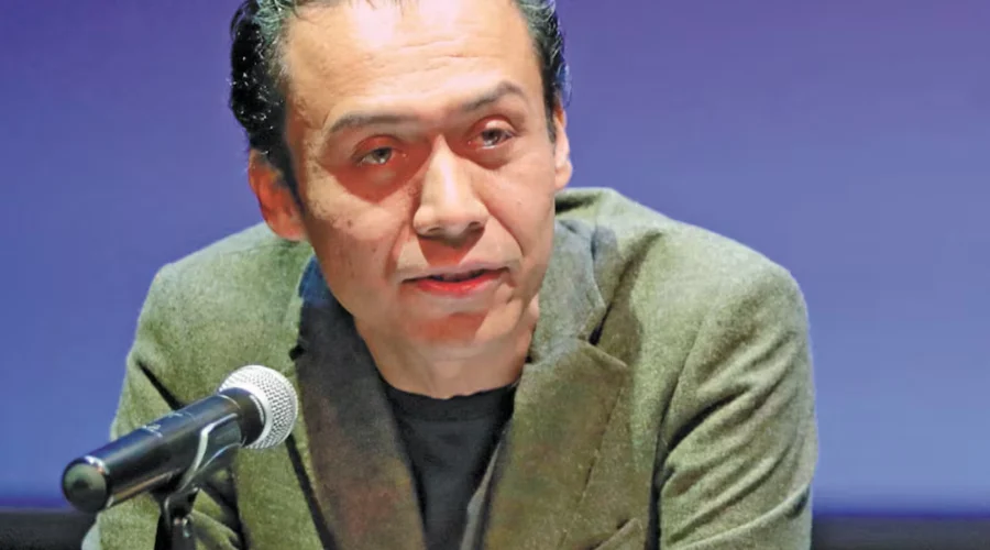 Max Arriaga opina sobre la SEP y CONAFE