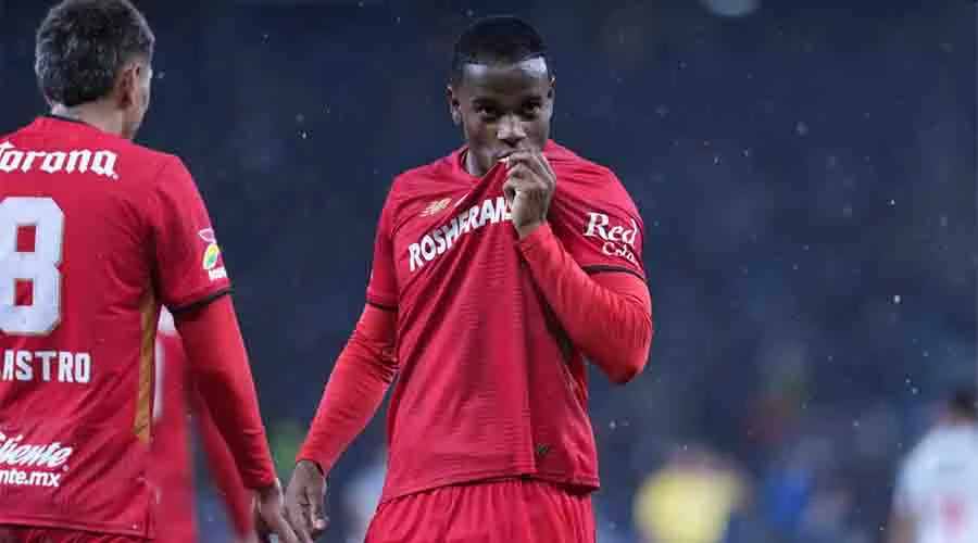 Canales falla penal y Toluca hace 'diablura' a domicilio a Rayados 6 TOLUCA 7