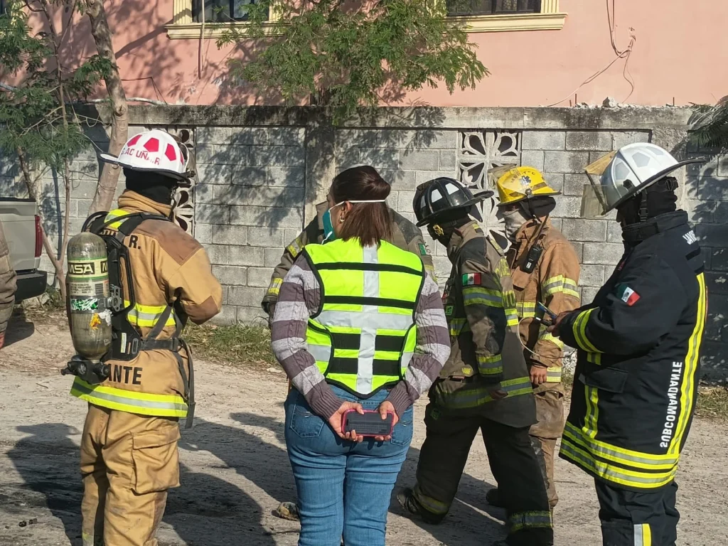 Oportuna intervención de cuerpos de emergencia controla incendio en fábrica de cartón de Matamoros 4 WhatsApp Image 2026 01 18 at 9.48.55 PM.jpeg5