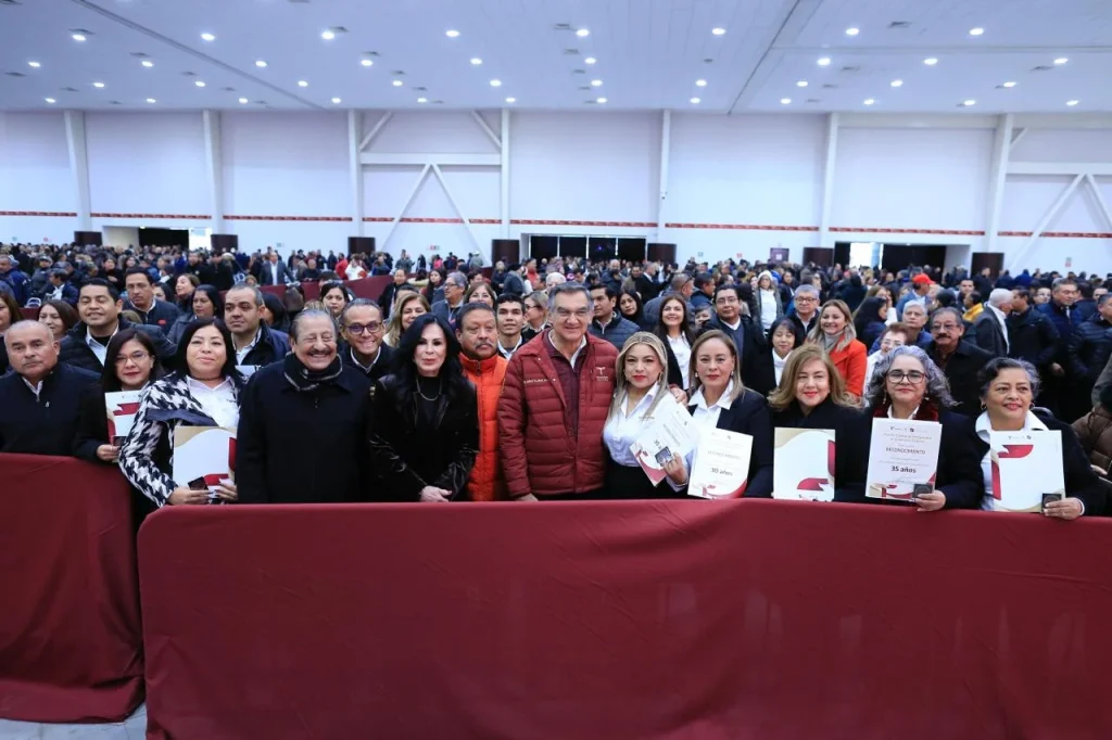 Aumento salarial y pensiones seguras garantiza Américo a trabajadores del Estado 1 WhatsApp Image 2026 01 26 at 6.19.17 PM