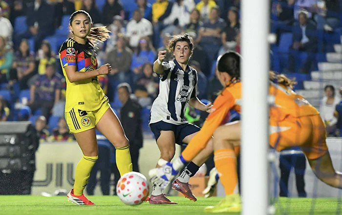 Lucía García recupera empate para Rayadas ante América 8 579