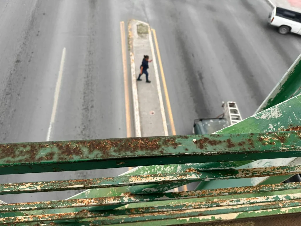 Responsabilidad es del peatón cuando es atropellado bajo puentes peatonales 1 626445660 1549214829477790 6076790321185165388 n