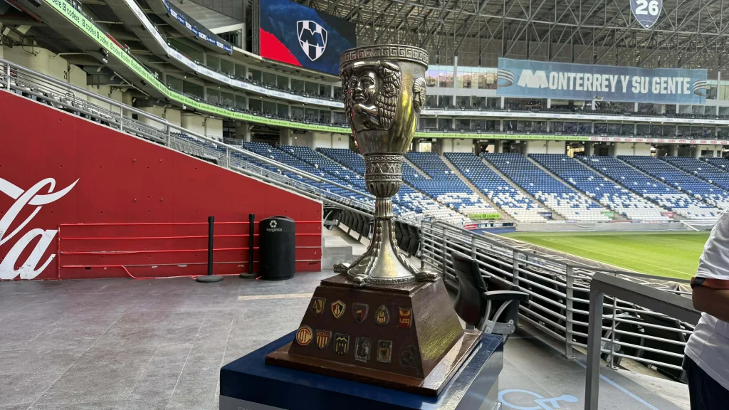 Se reúnen primeros Rayados campeones 1 637873666 1455404759305559 7766873466462629234 n
