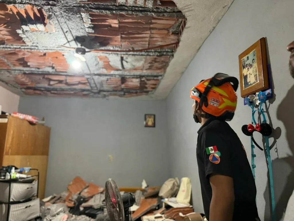 Se derrumba techo en casa de Monterrey; hay una lesionada 3 638611506 1218274640019503 5929292829788237082 n