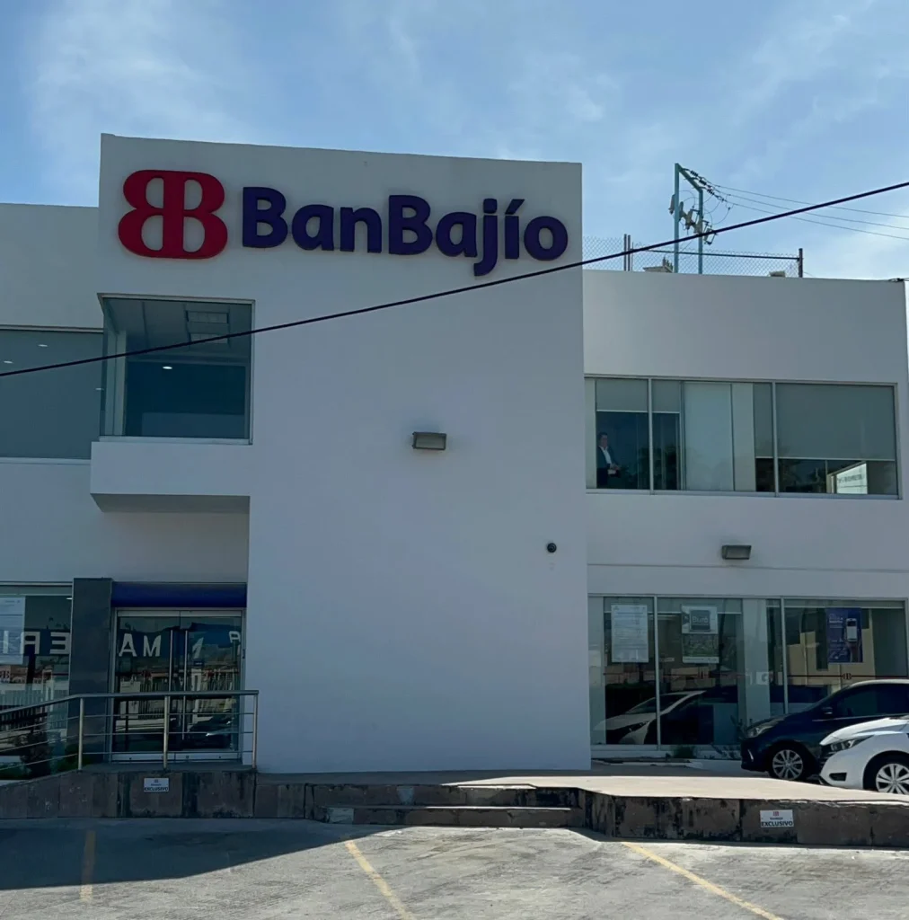 Reanudan bancos operaciones en Reynosa tras suspensión preventiva por violencia 2 641646979 1232853258434173 4671713933782726199 n