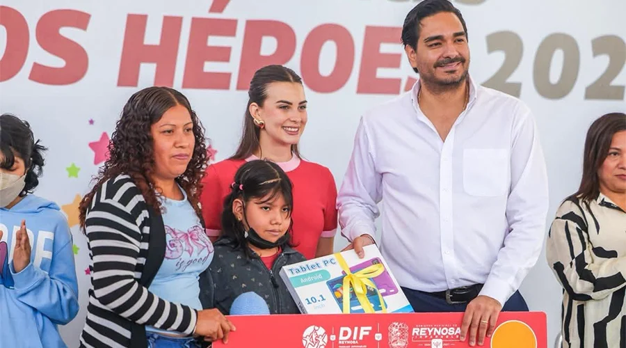 Abrazan DIF y Municipio a los 'Pequeños Héroes' 1 ALCALDE 3344