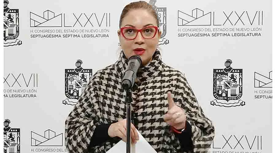 ARMIDA SERRATO