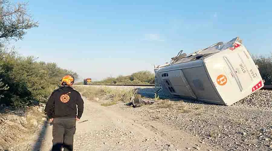 Mueren dos en percance entre autobús de personal y ferrocarril 1 CHOQUE PESQUERIA 12
