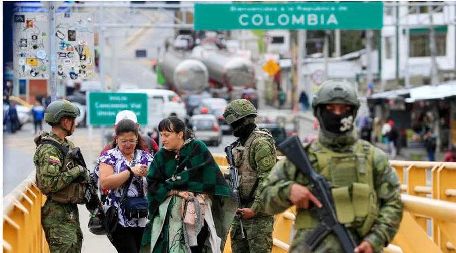 ECUADOR 1av