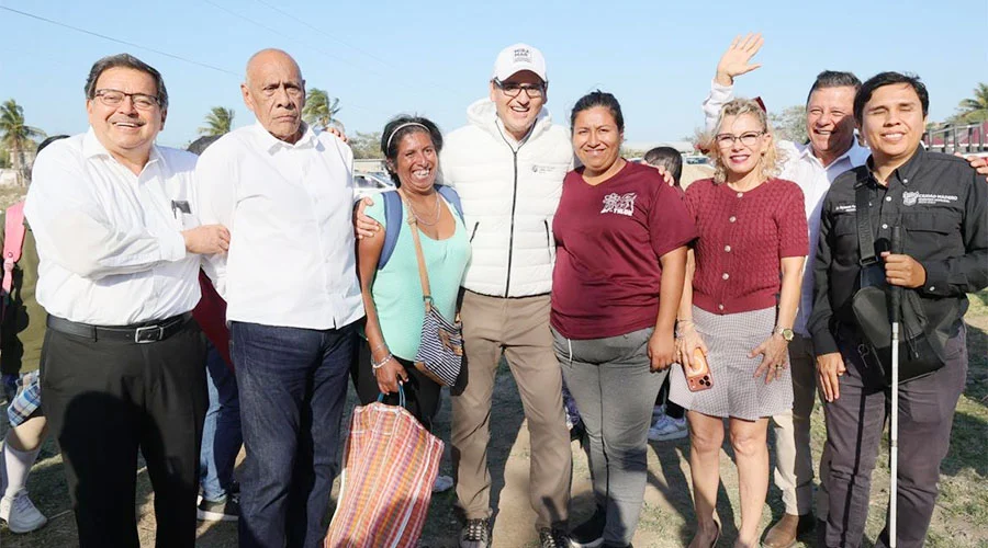 Erasmo fortalece un gobierno humanista y muy cercano a su gente 1 ERASMO 25b