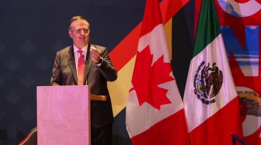 El secretario de Economía de México, Marcelo Ebrard, indicó que el país analizará el impacto del nuevo arancel global de 10% que anunció el presidente de Estados Unidos, Donald Trump, tras el revé