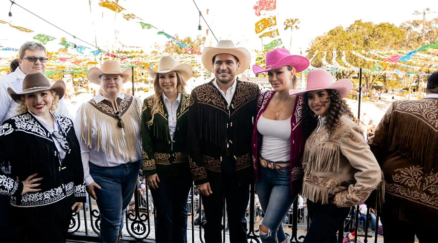 Familias matamorenses vibran con desfile de las Fiestas Mexicanas 1 GRANADOS 22ope