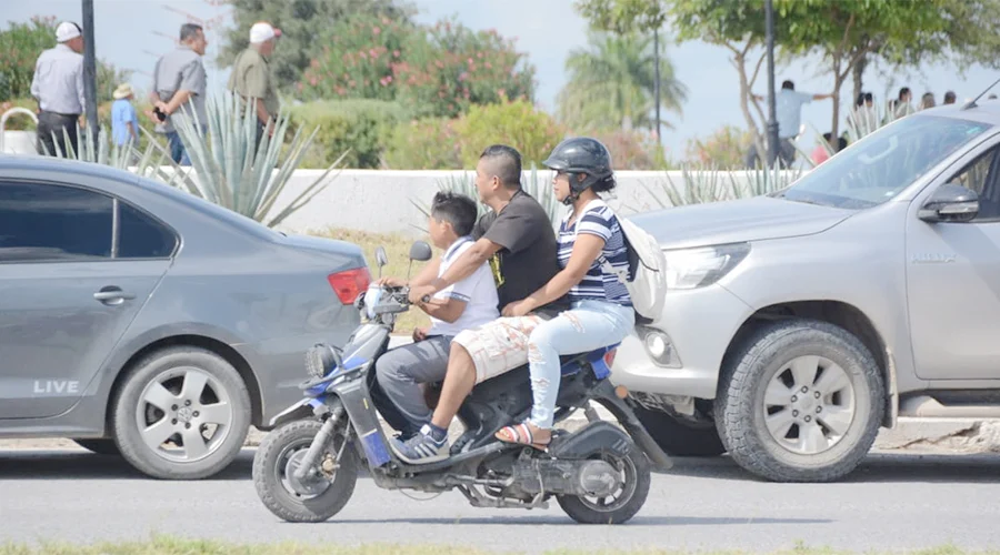 MOTO 99