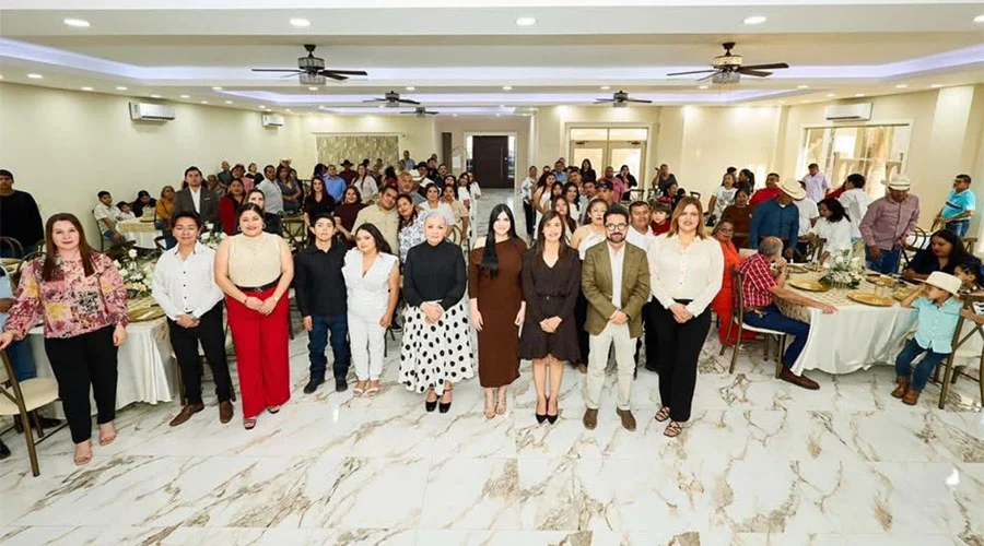 Preside Nataly García matrimonios colectivos en Díaz Ordaz 1 NATLALY