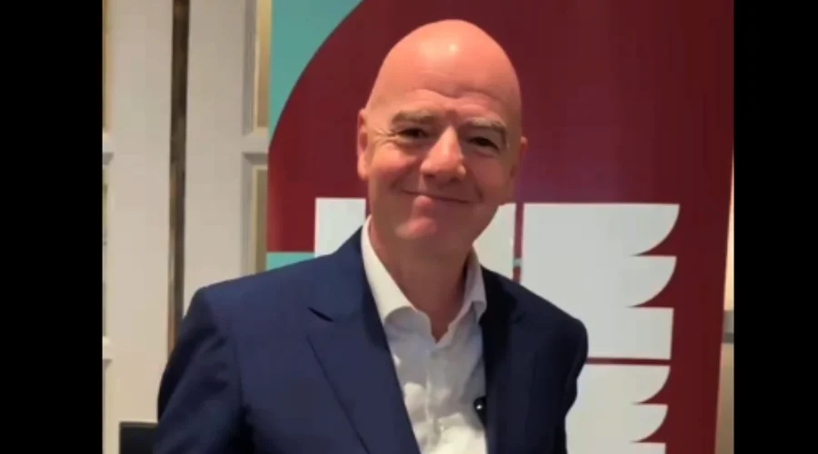 Presidenta del COI anuncia investigación contra Infantino