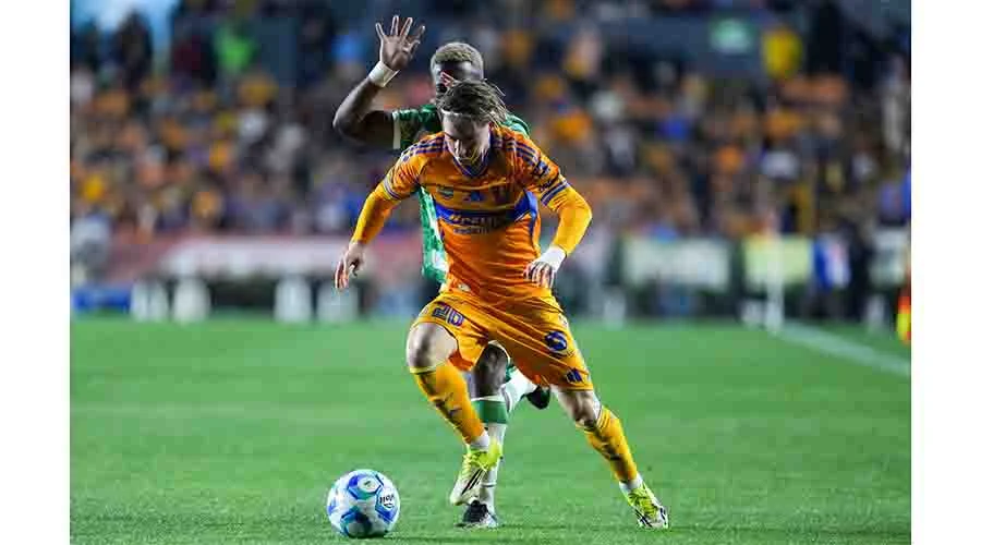 ¡Noche redonda! Tigres golea 5-1 a Santos 7 TIGRES 19 3