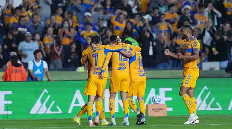 ¡Noche redonda! Tigres golea 5-1 a Santos 2 TIGRES 3