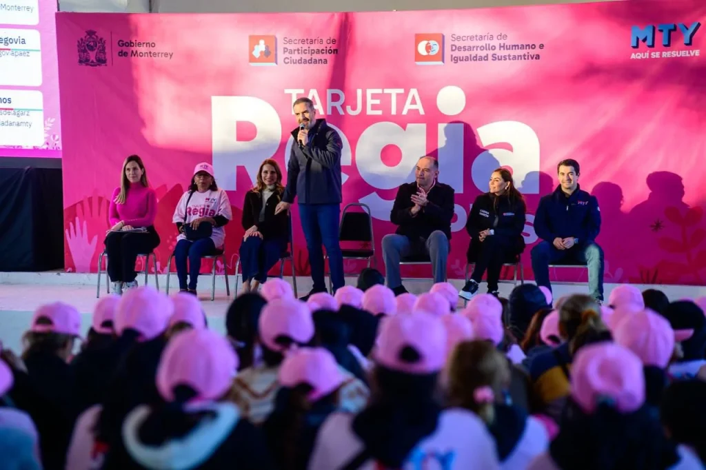 Suma Monterrey 1,500 Tarjetas Regia Plus más entregadas en Parque España 1 WhatsApp Image 2026 02 23 at 8.26.39 PM