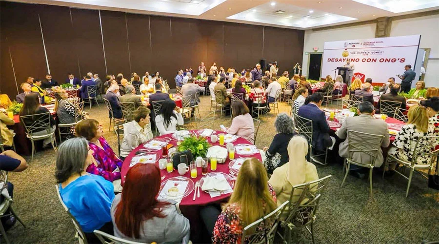 Presenta Carlos Peña Ortiz convocatoria a Medalla al Mérito Ciudadano 'Ing. Marte R. Gómez' 2026 1 alcalde2b