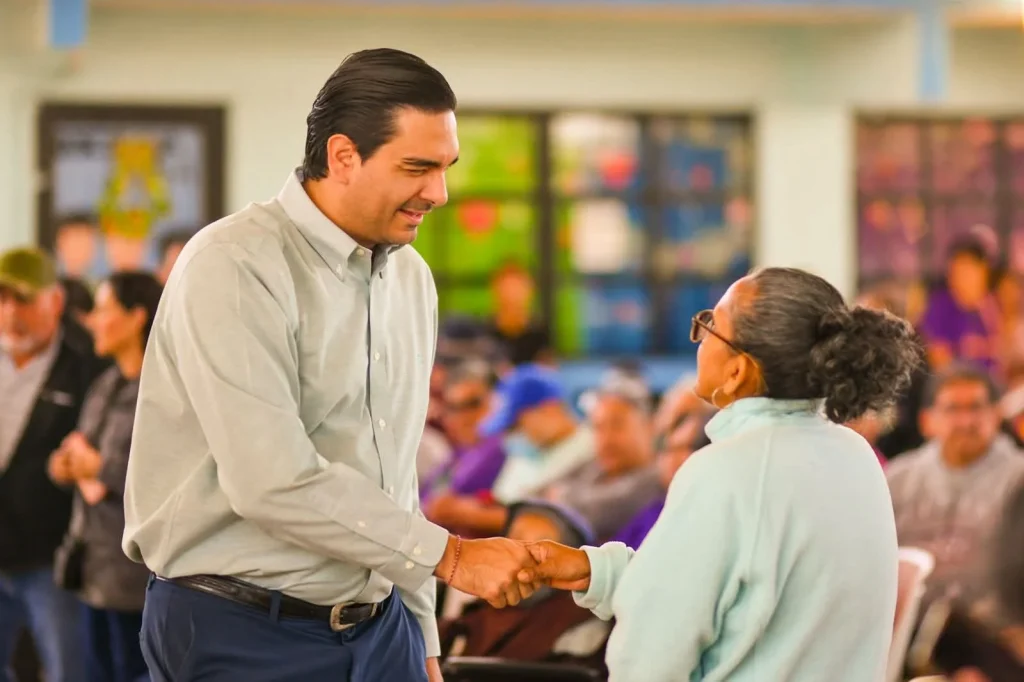 Llevó Alcalde Carlos Peña Ortiz servicios gratuitos a las familias de la Jacinto López 3 imagen 2