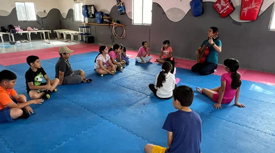 Disfrutan menores de campamentos en Santa Caterina 2 0 3