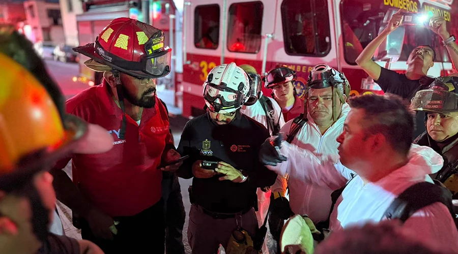 Fuga de gas cloro deja un lesionado en Monterrey 2 643463693 1453240316480999 5828776547571235746 n