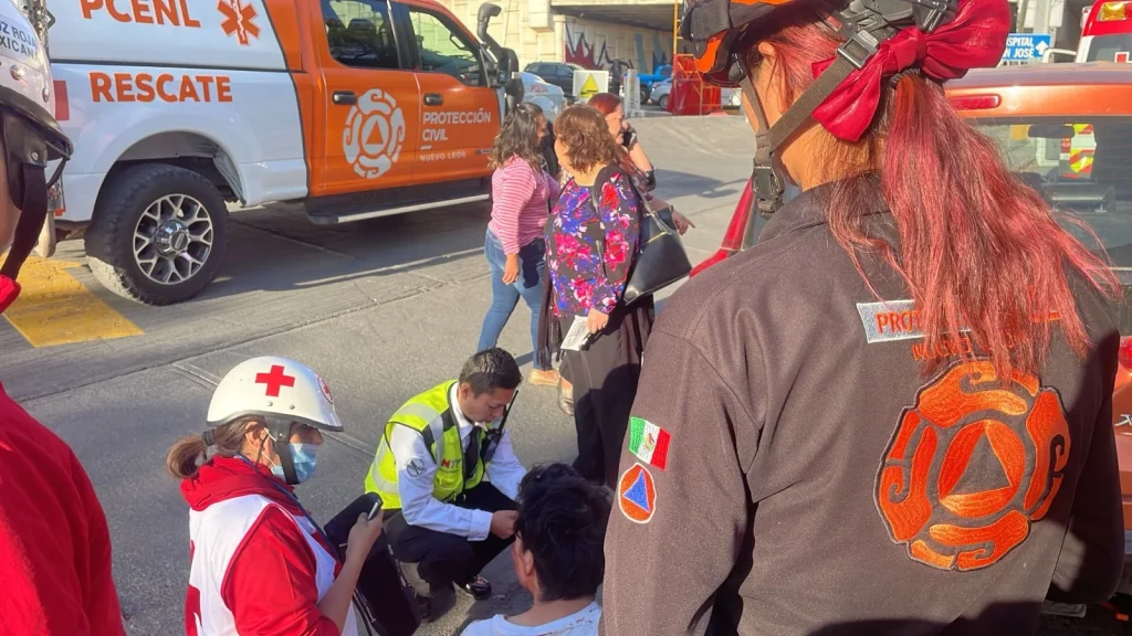 Joven lesionado tras impacto de scooter contra camioneta 1 645403254 1910236259864283 6466893914876979344 n