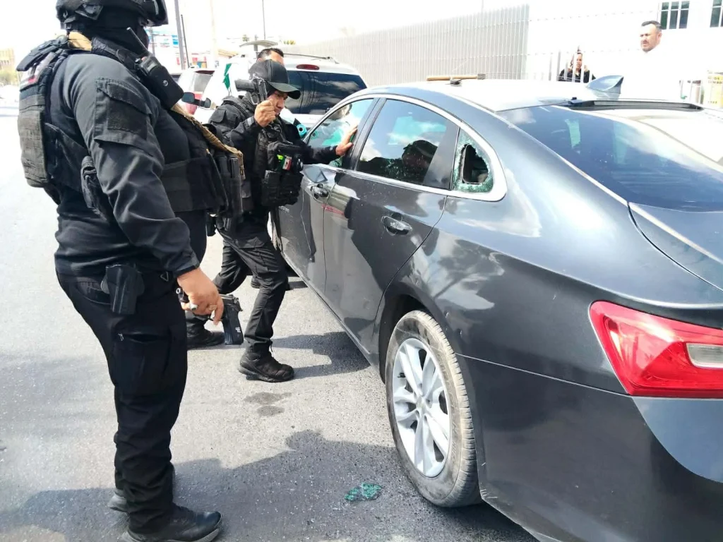 Rescatan a bebé atrapado dentro de auto en Reynosa 1 645458746 2373149493162743 9207328470908653018 n