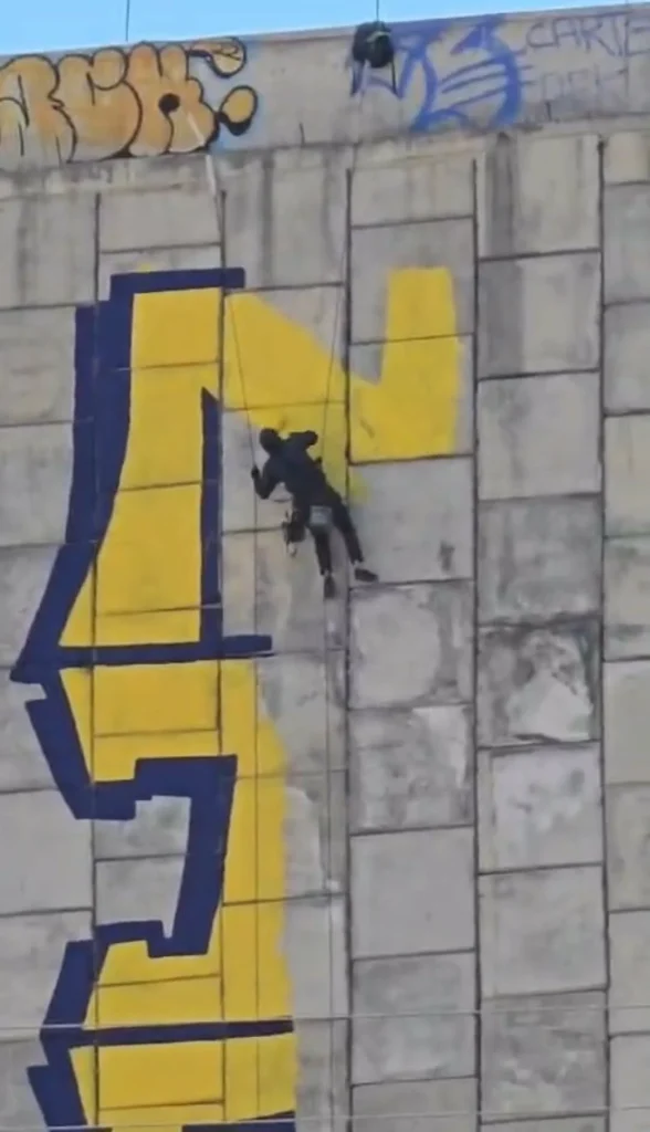 Detienen a pareja por realizar grafiti en la presa Rompepicos, en La Huasteca 1 645659768 1234166182177376 888332506133785865 n