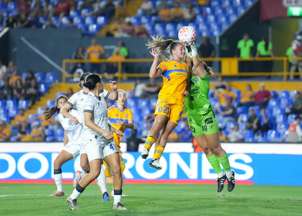 ¡Ellas sí! Tigres Femenil golea 6-0 a Querétaro 11 646812618 1866198947415791 7588997820237238937 n