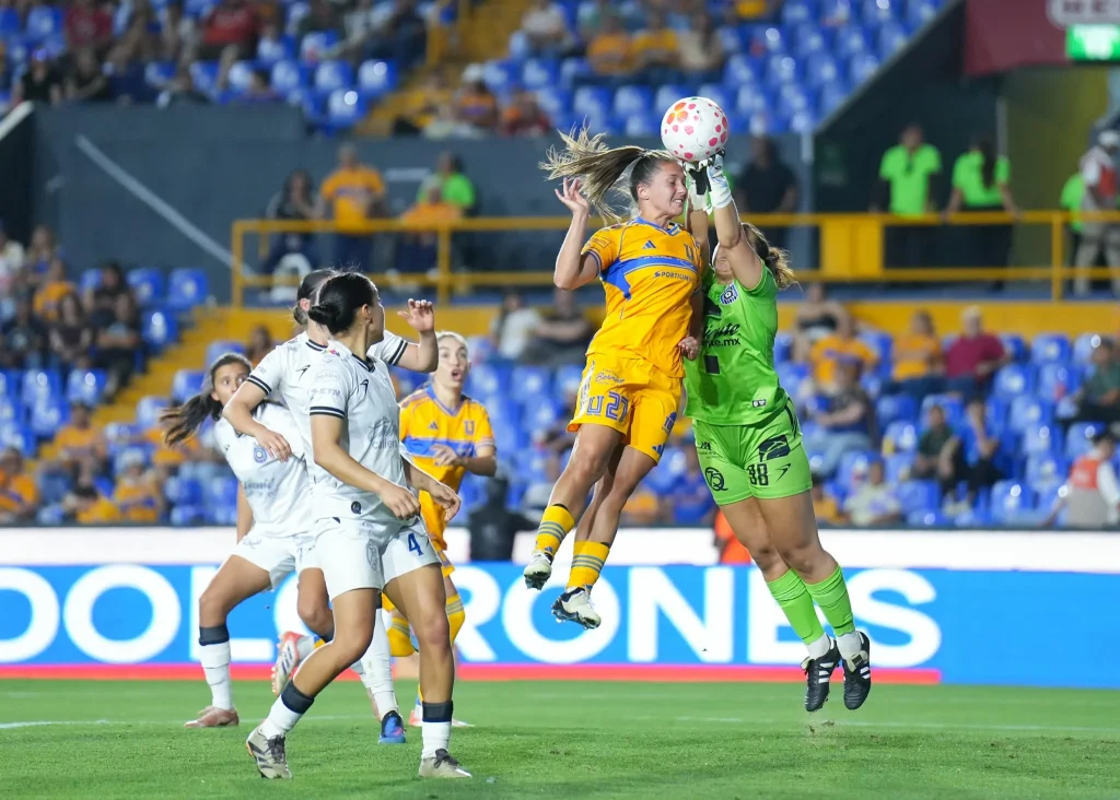 ¡Ellas sí! Tigres Femenil golea 6-1 a Querétaro 2 646812618 1866198947415791 7588997820237238937 n