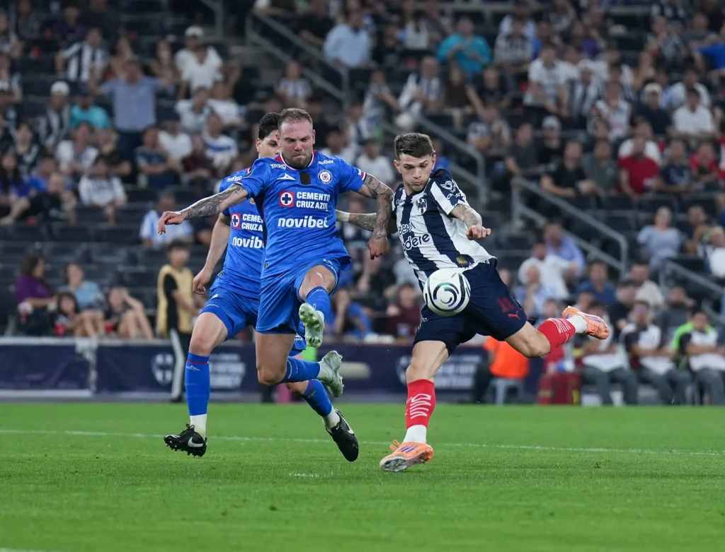 Santi Mele echa a perder partido y Cruz Azul derrota a Rayados 4 647488678 943604374833725 3521998210830938397 n