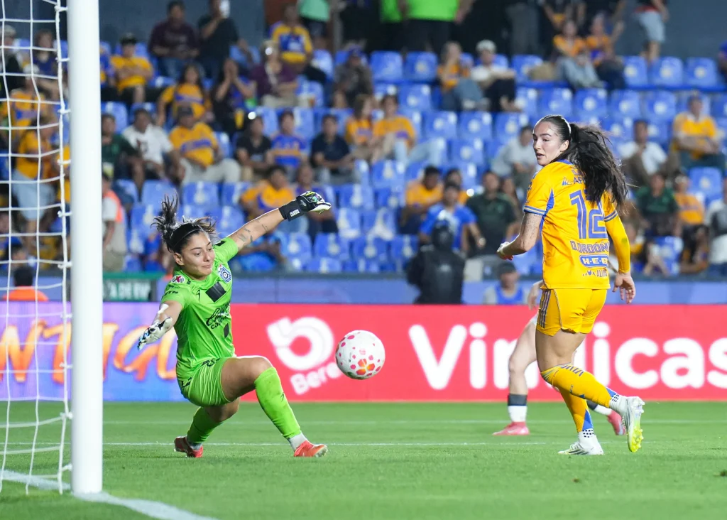 ¡Ellas sí! Tigres Femenil golea 6-0 a Querétaro 13 649180868 4585391758362807 7269198882618961322 n