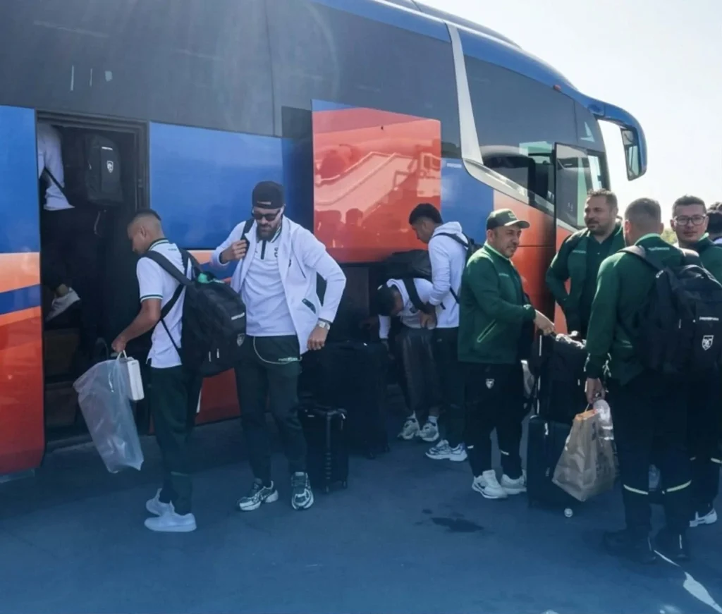 Selección de Bolivia llega a Monterrey 2 650725456 1296151929031619 1203796793909028837 n