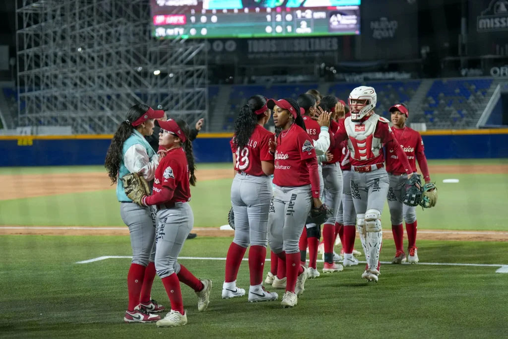 Vence Sultanes a Diablas en el primer juego de Serie de la Reina 13 651313042 1513819056754624 6085679262009882519 n