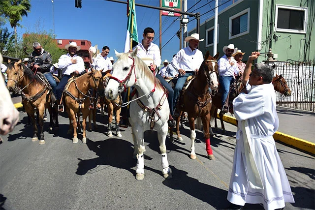 Celebra Apodaca 175 aniversario con tradicional cabalgata 1 APODACA 2 CABALGATA