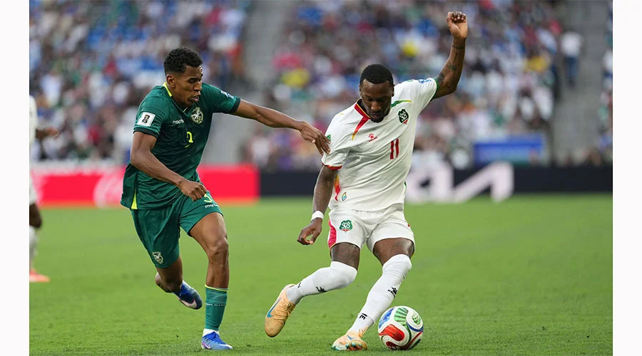¡Sigue el sueño! Bolivia remonta y vence 2-1 a Surinam 7 BOLIVIA 2938