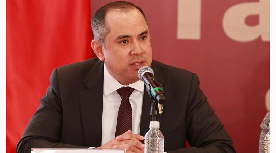 CARLOS IRAN