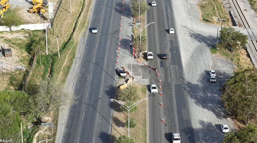 Santa Catarina activa contraflujo en avenida Industriales 1 CONTRAFLUJO 22a